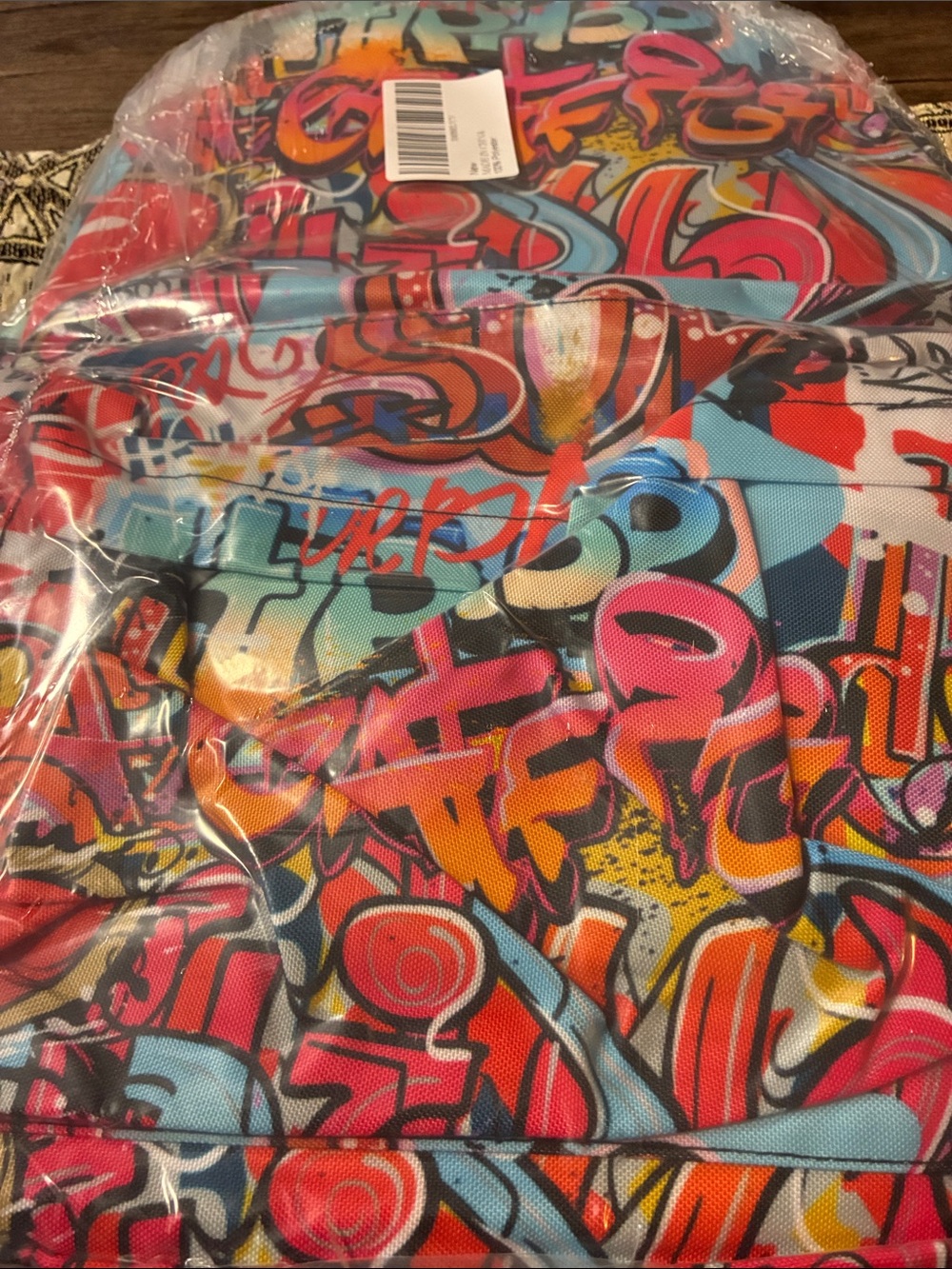 Graffiti Backpack 🎒 - Picture 4 of 5